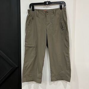 Merrell Women’s Green Belay Capri Pants Size 8 Performance Outdoors Hiking